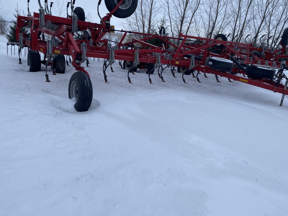 2015 Wil-Rich XL2 Field Cultivator