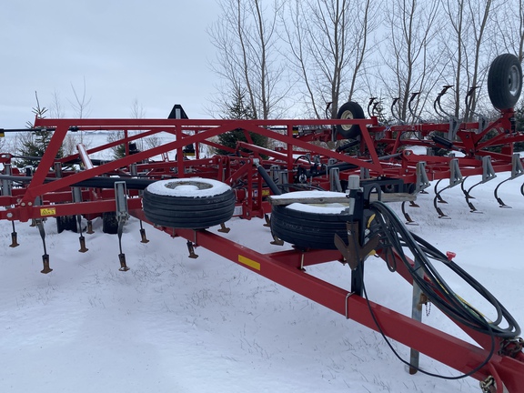 2015 Wil-Rich XL2 Field Cultivator