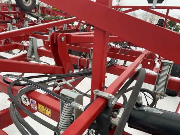 2015 Wil-Rich XL2 Field Cultivator
