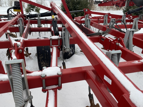 2015 Wil-Rich XL2 Field Cultivator