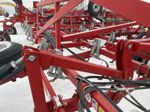 2015 Wil-Rich XL2 Field Cultivator