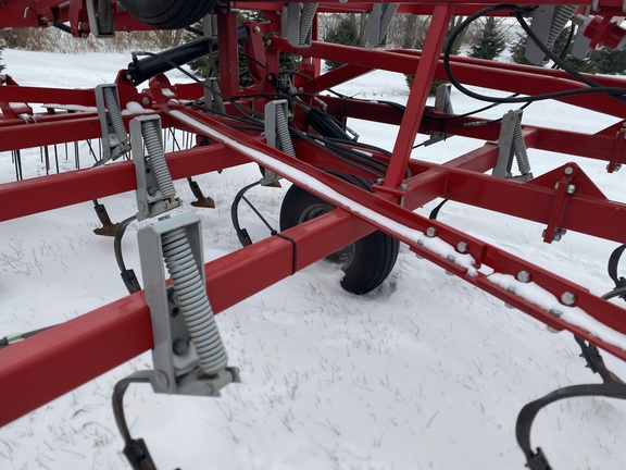 2015 Wil-Rich XL2 Field Cultivator