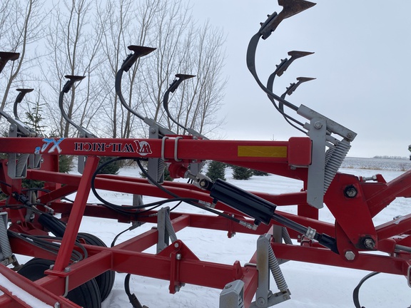 2015 Wil-Rich XL2 Field Cultivator