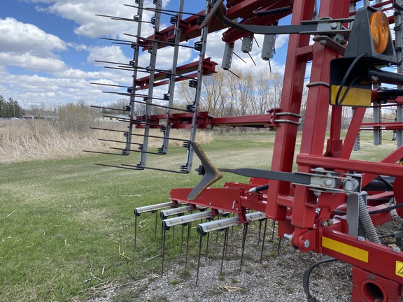 2015 Wil-Rich XL2 Field Cultivator