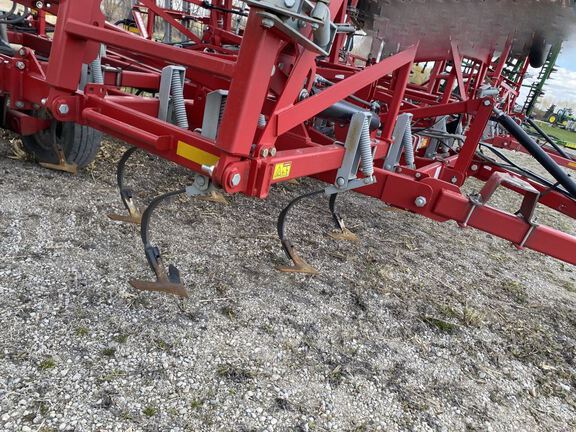 2015 Wil-Rich XL2 Field Cultivator