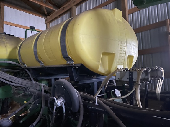 2008 John Deere 1770NT CCS Planter