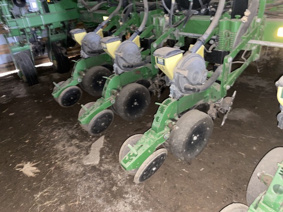 2008 John Deere 1770NT CCS Planter