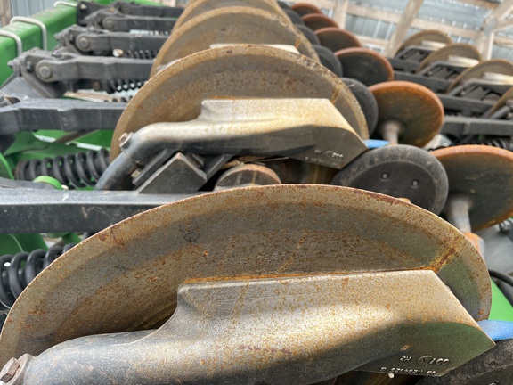 2010 John Deere 1890 Air Seeder