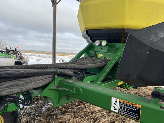 2010 John Deere 1890 Air Seeder