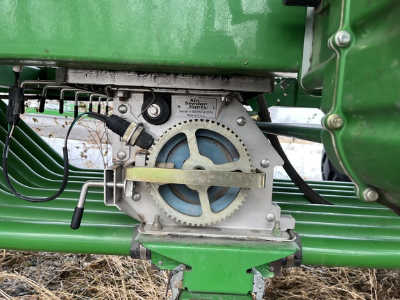 2010 John Deere 1890 Air Seeder