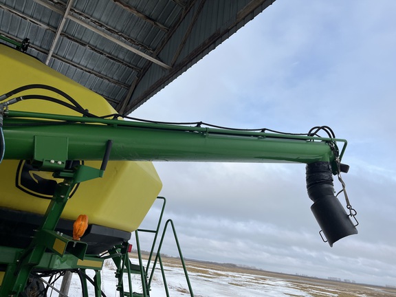 2010 John Deere 1890 Air Seeder
