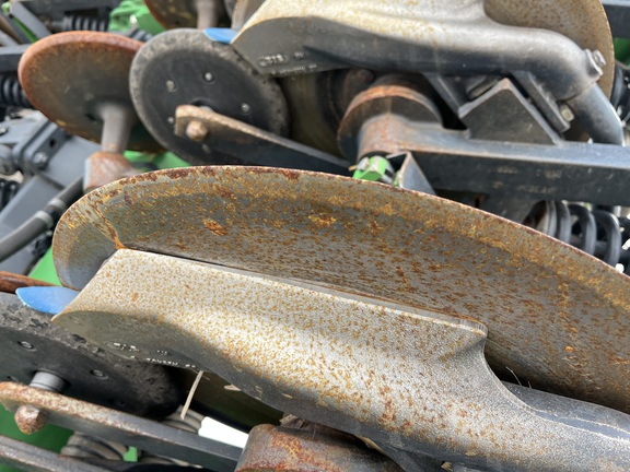 2010 John Deere 1890 Air Seeder