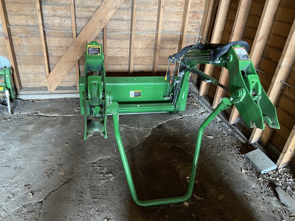 2019 John Deere 2038R Tractor Compact