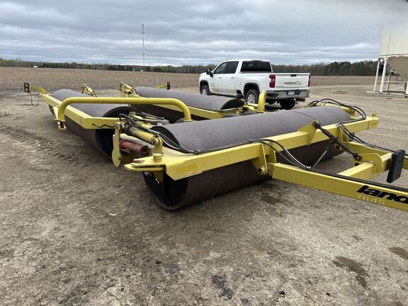 2011 Degelman LR7645 Roller