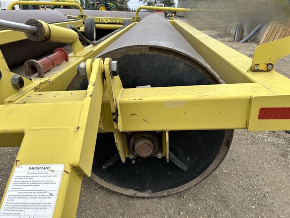 2011 Degelman LR7645 Roller