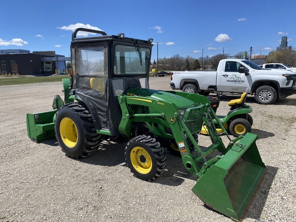 2018 John Deere 3025E Tractor Compact