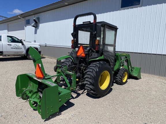 2018 John Deere 3025E Tractor Compact