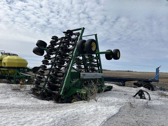 2007 John Deere 1890 Air Seeder