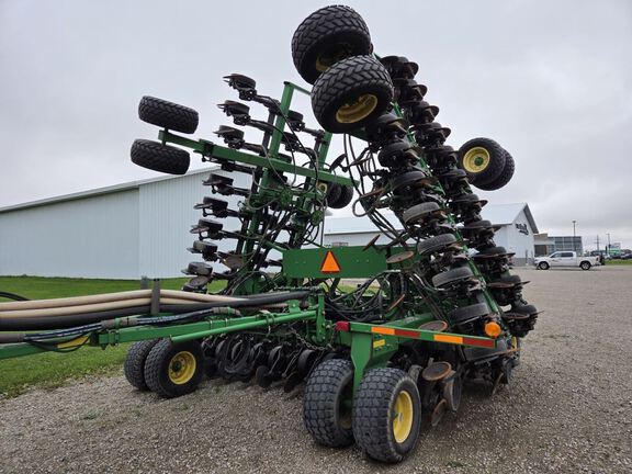 2007 John Deere 1890 Air Seeder