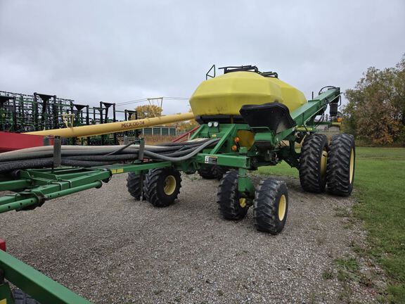 2007 John Deere 1890 Air Seeder