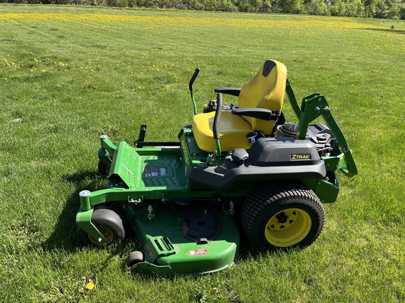 2022 John Deere Z730M Mower/Zero Turn