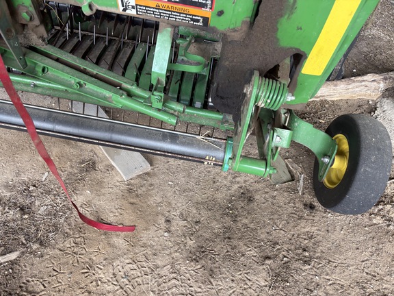 2015 John Deere 569 Baler/Round
