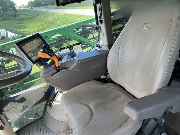 2018 John Deere R4045 Sprayer/High Clearance