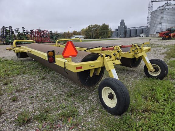 2011 Degelman LR7645 Roller