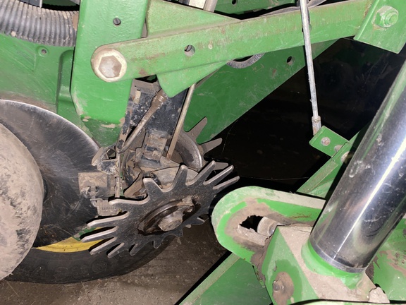 2008 John Deere 1770 Planter
