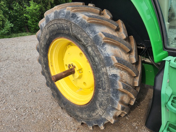 2019 John Deere 6110M Cab Tractor