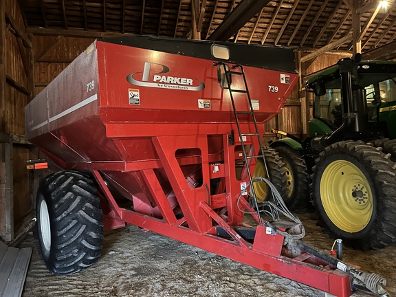 2006 Parker 739 Grain Cart