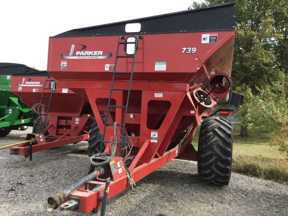 2006 Parker 739 Grain Cart