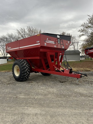 2006 Parker 739 Grain Cart