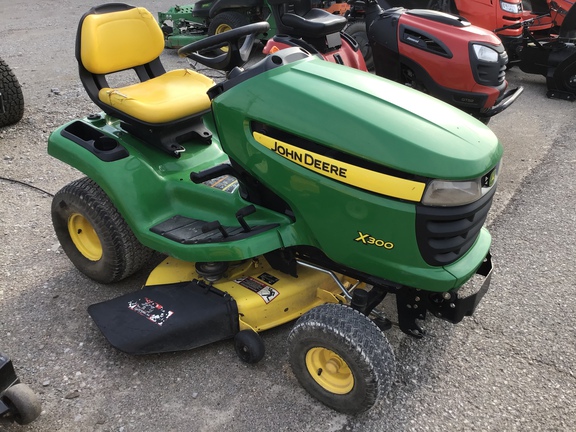 2011 John Deere X300 Garden Tractor