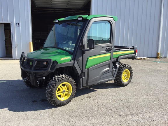 2019 John Deere XUV 835R ATV