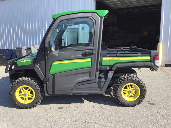 2019 John Deere XUV 835R ATV