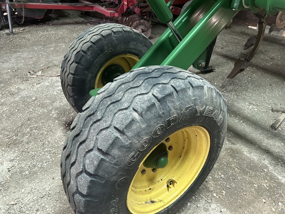 2014 John Deere 2730 Disk Ripper