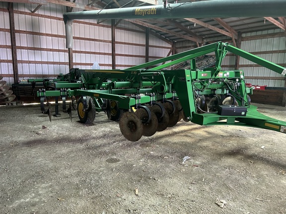 2014 John Deere 2730 Disk Ripper