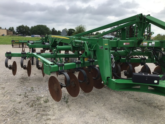2014 John Deere 2730 Disk Ripper