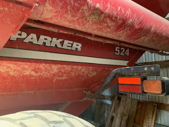 Parker 524 Grain Cart