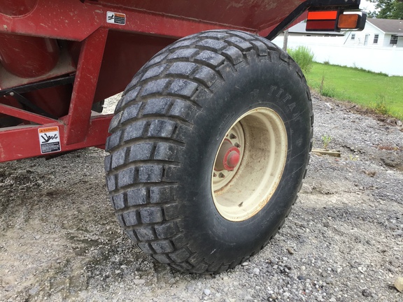 Parker 524 Grain Cart