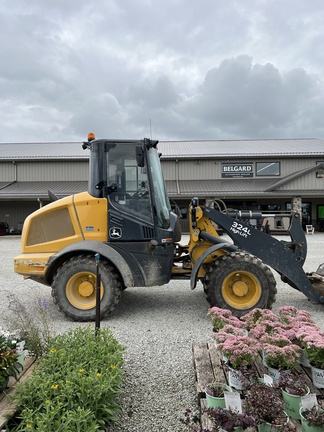 2020 John Deere 324L Compact Utility Loader