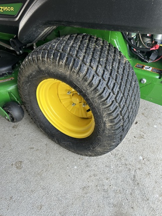 2020 John Deere Z950R Mower/Zero Turn