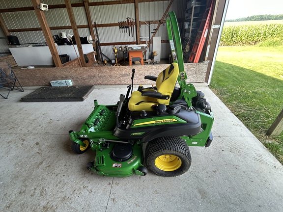 2020 John Deere Z950R Mower/Zero Turn