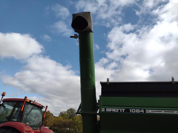 2000 Brent 1084 Grain Cart