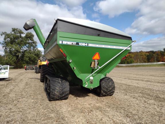 2000 Brent 1084 Grain Cart