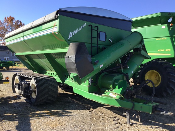 2000 Brent 1084 Grain Cart