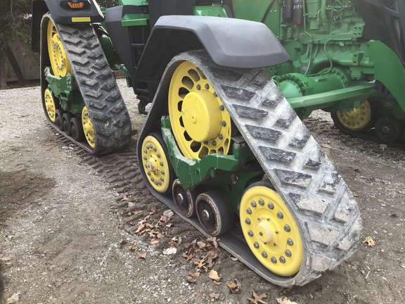 2020 John Deere 8RX 370 Tractor Rubber Track