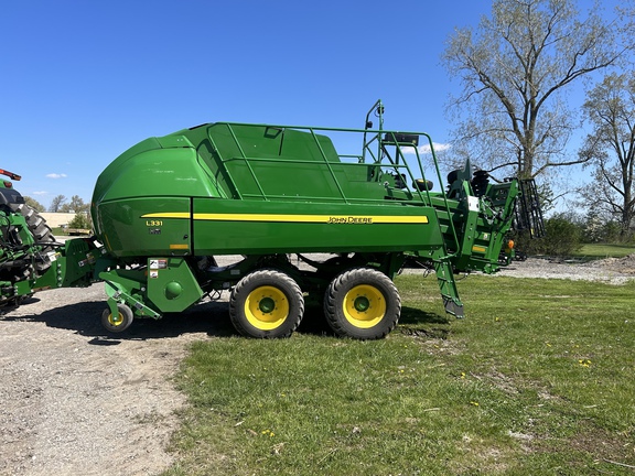 2022 John Deere L331 Baler/Big Square