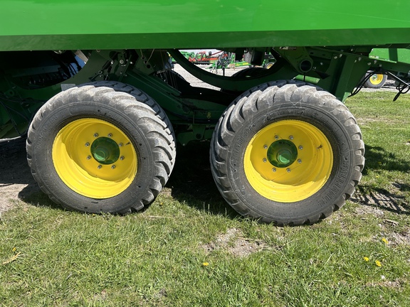 2022 John Deere L331 Baler/Big Square